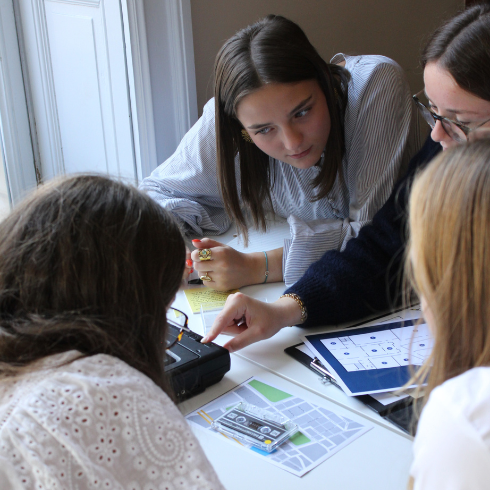 Événement d'entreprise et team building, secteur d'activité au cœur des formations événementielles en France