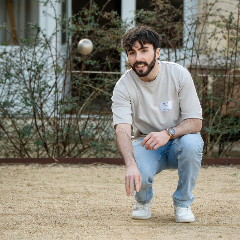 partie de pétanque entre collaborateurs, team building pour faire durer la dynamique d'équipe zen organisation